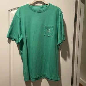 Vineyard vines tshirt